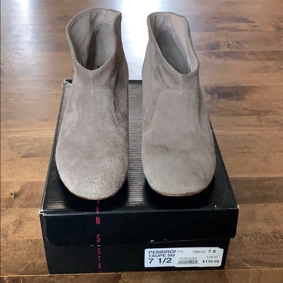 Steven taupe suede booties size 7.5 in EUC - Picture 3 of 8